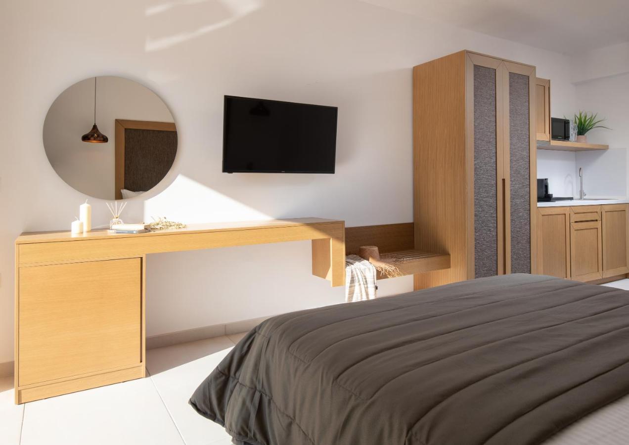 Imagine Luxury Suites Nikiti  Exterior foto